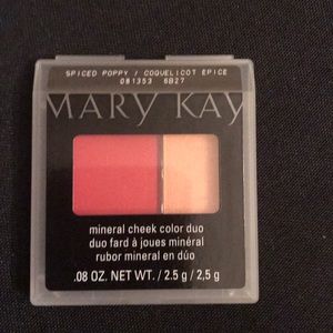 Spiced poppy mineral cheek duo